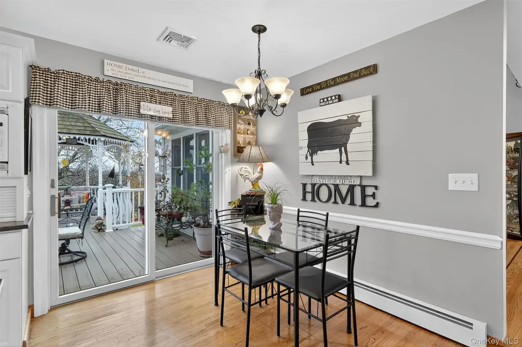 31 Almond Tree Lane Warwick NY 10990