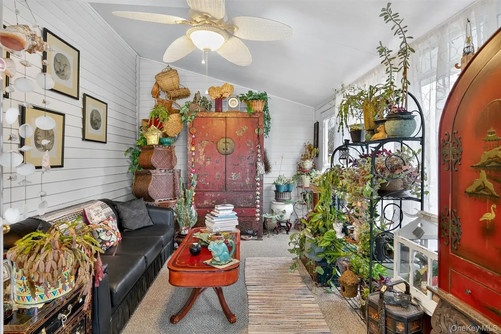 31 Almond Tree Lane Warwick NY 10990
