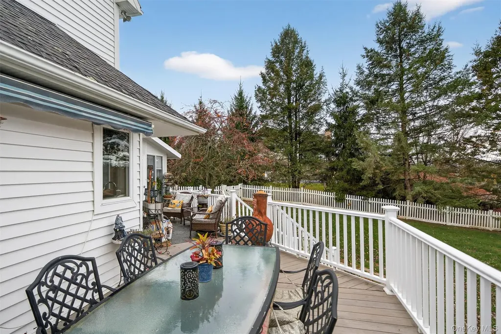 31 Almond Tree Lane Warwick NY 10990