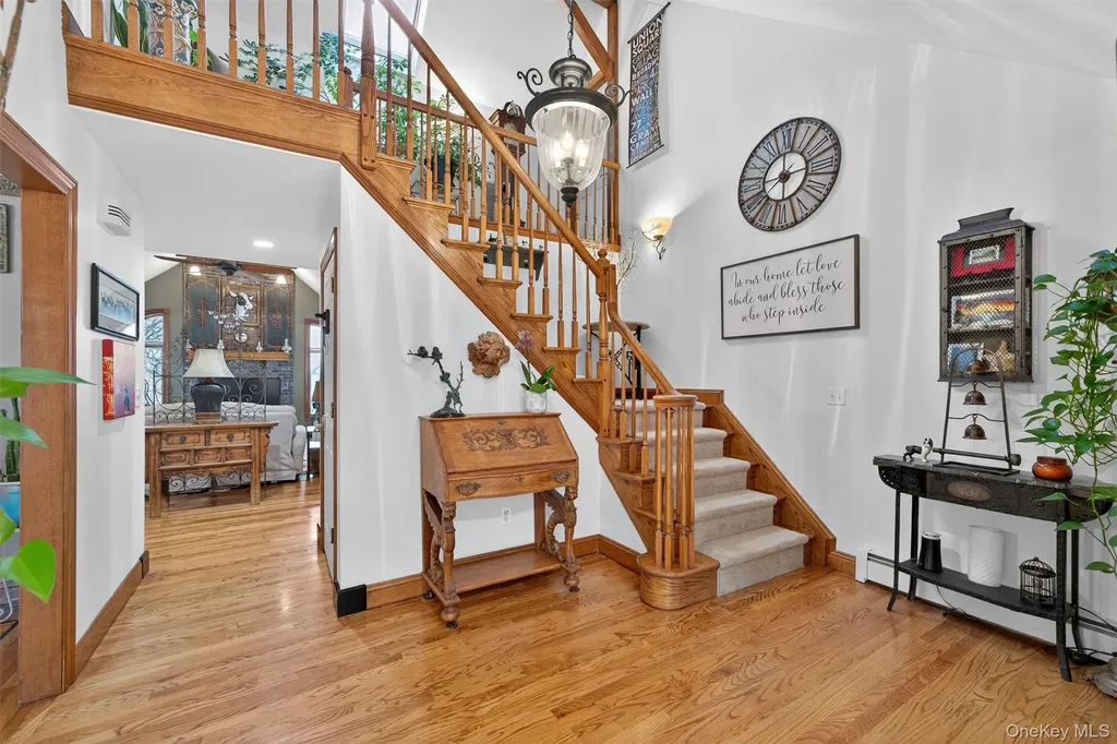 31 Almond Tree Lane Warwick NY 10990