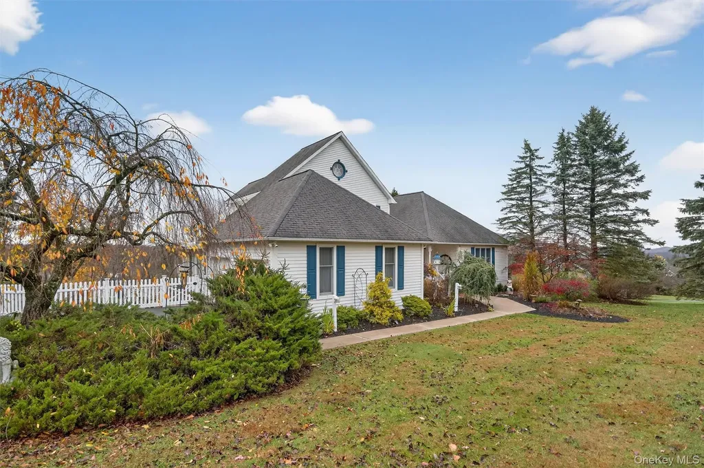 31 Almond Tree Lane Warwick NY 10990