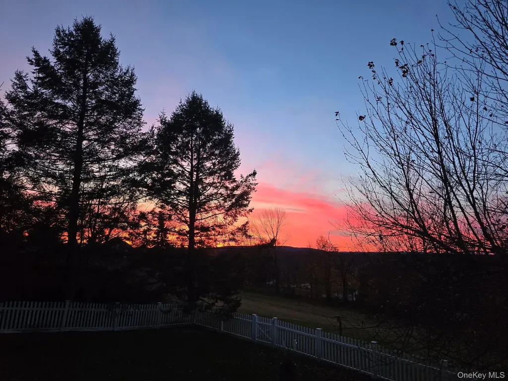 31 Almond Tree Lane Warwick NY 10990