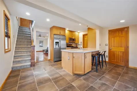 32 Shawnee Road Putnam Valley NY 10579