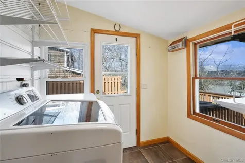 32 Shawnee Road Putnam Valley NY 10579