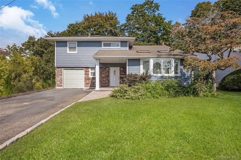 2425 Sycamore Lane North Bellmore NY 11710