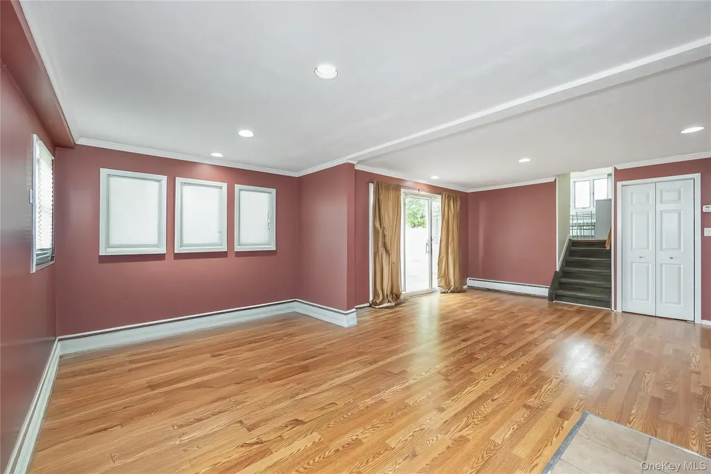 2425 Sycamore Lane North Bellmore NY 11710