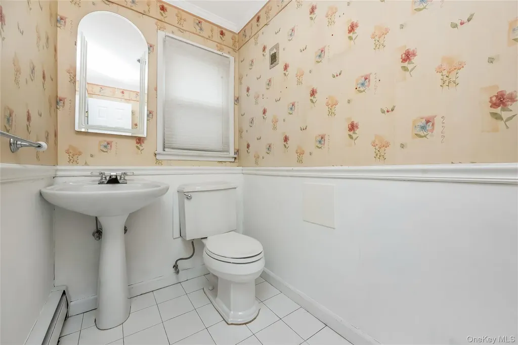 2425 Sycamore Lane North Bellmore NY 11710