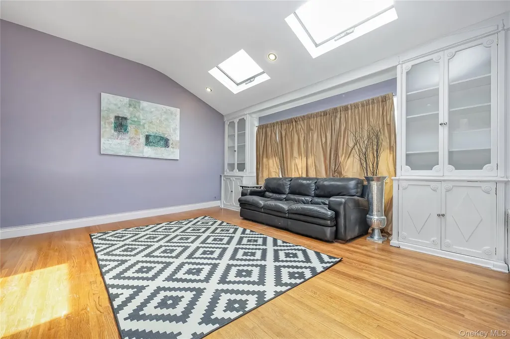 2425 Sycamore Lane North Bellmore NY 11710
