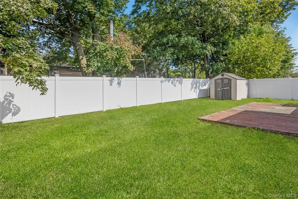 2425 Sycamore Lane North Bellmore NY 11710