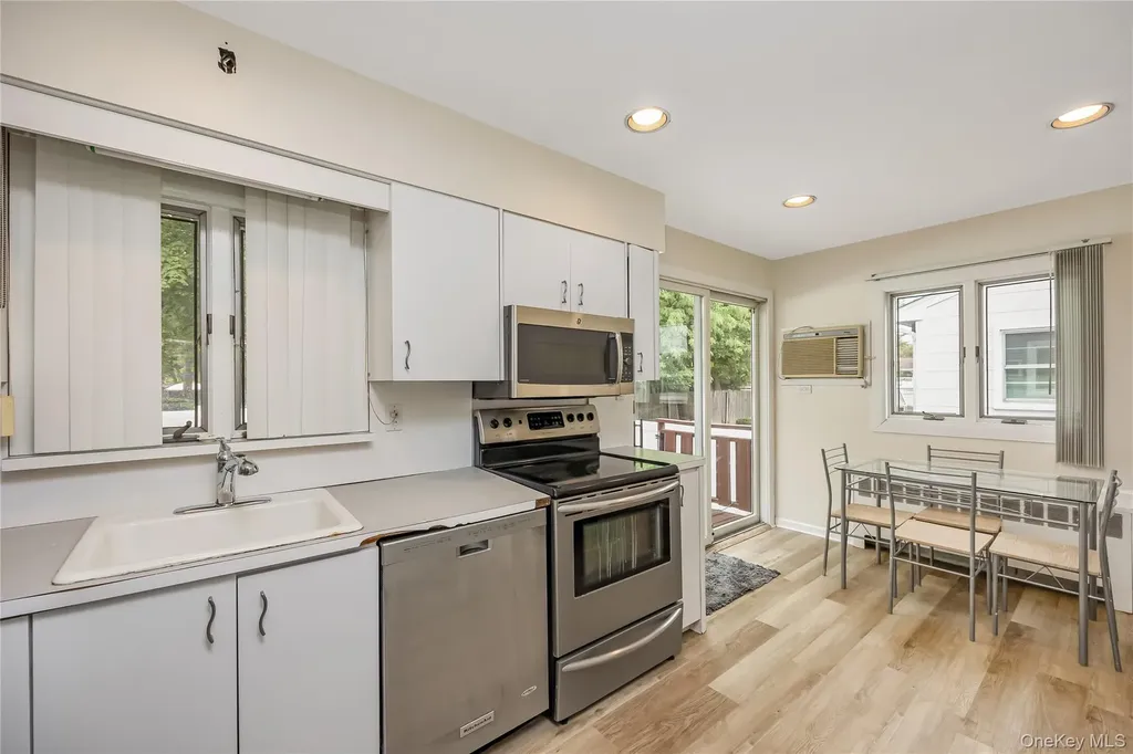 2425 Sycamore Lane North Bellmore NY 11710