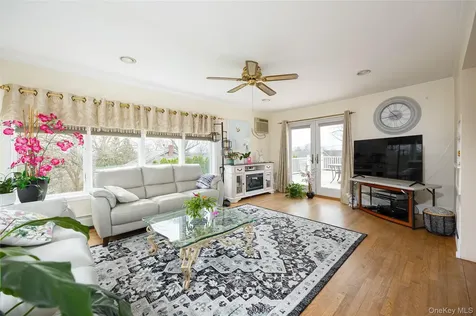 17 Greenwood Drive Mahopac NY 10541