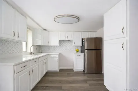 17 Greenwood Drive Mahopac NY 10541
