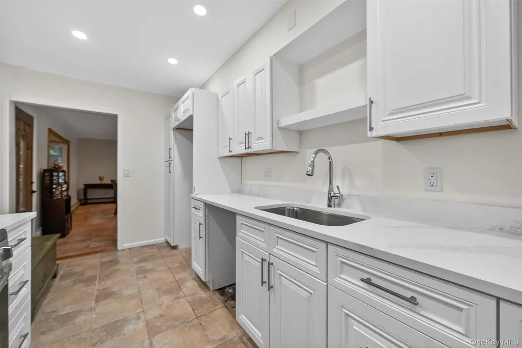 126 Mountaindale Road Yonkers NY 10710