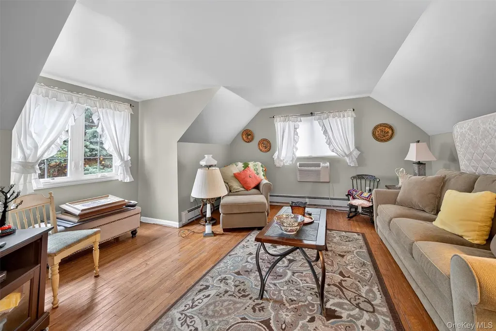 126 Mountaindale Road Yonkers NY 10710