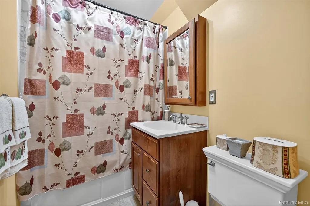 126 Mountaindale Road Yonkers NY 10710