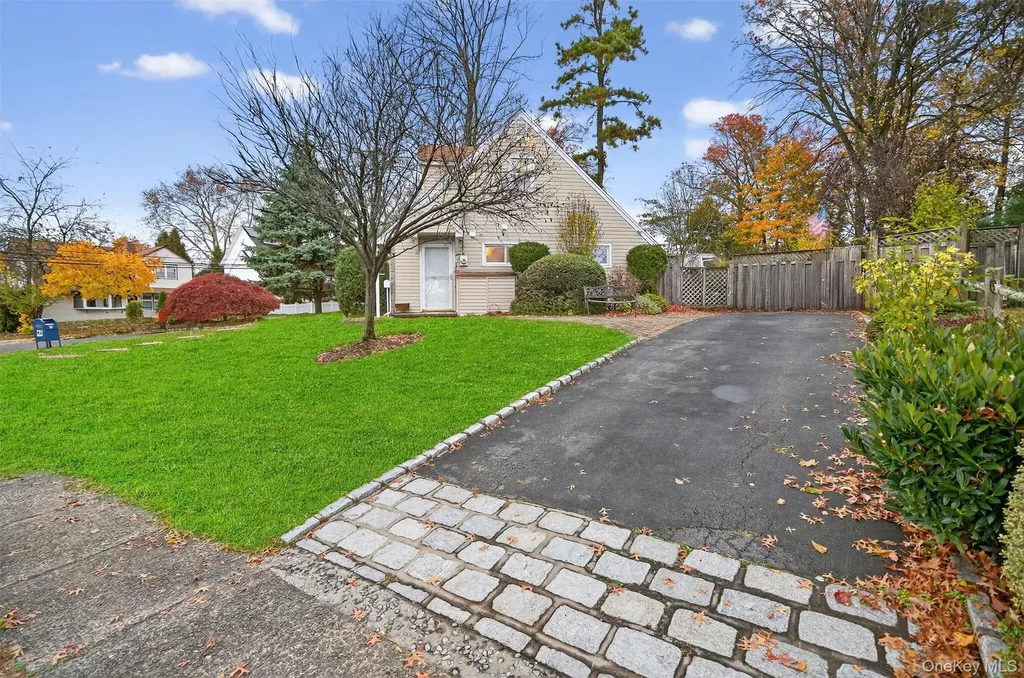 126 Mountaindale Road Yonkers NY 10710