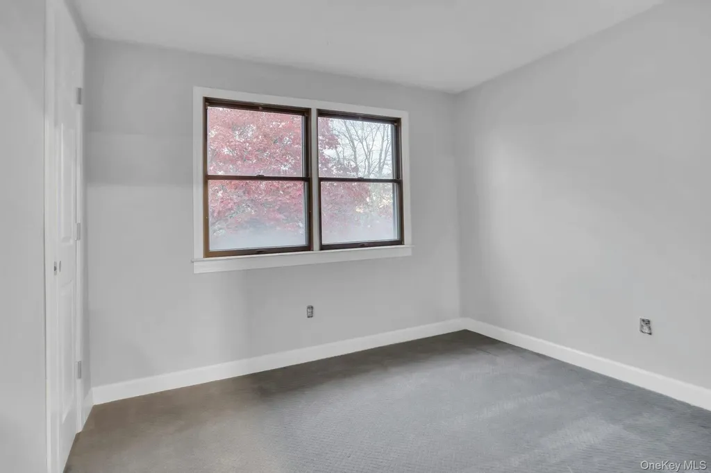 22 Schuyler Drive Commack NY 11725