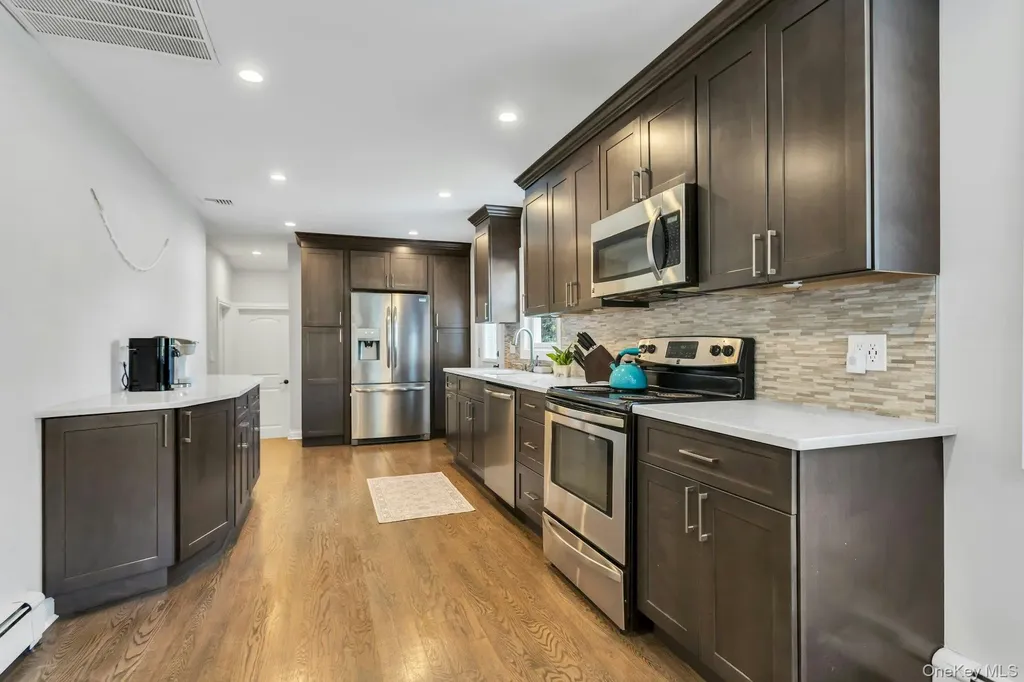 5 Cody Avenue Glen Head NY 11545