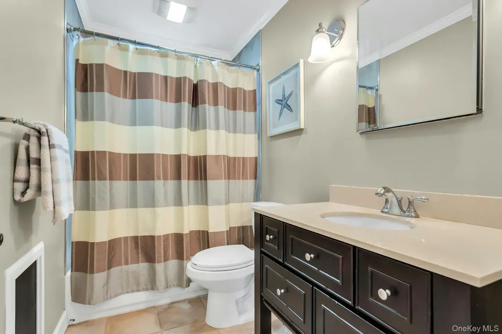5 Cody Avenue Glen Head NY 11545