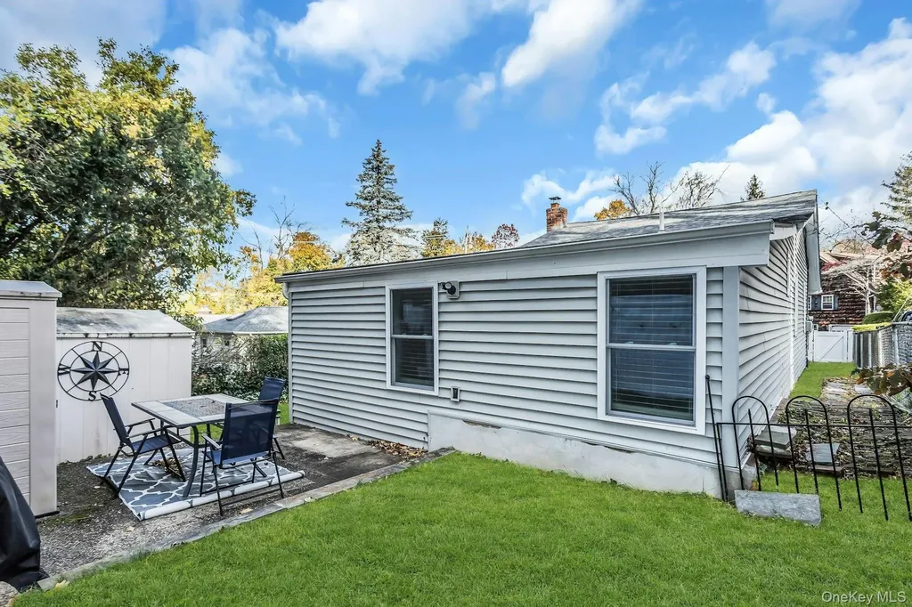 5 Cody Avenue Glen Head NY 11545
