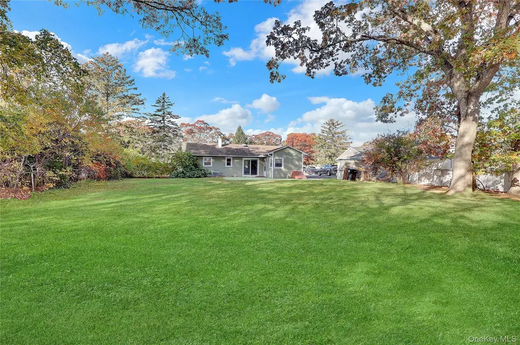 882 Ocean Avenue West Islip NY 11795