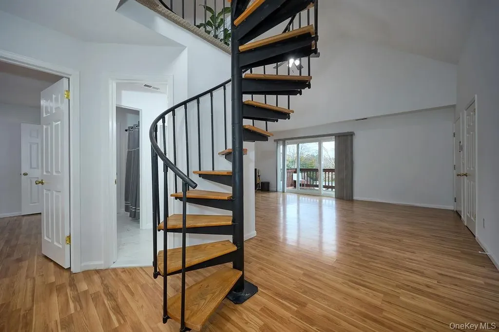 502 Autumn Lane Brewster NY 10509