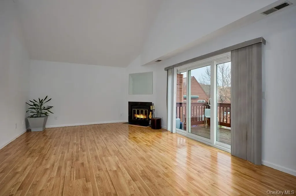 502 Autumn Lane Brewster NY 10509