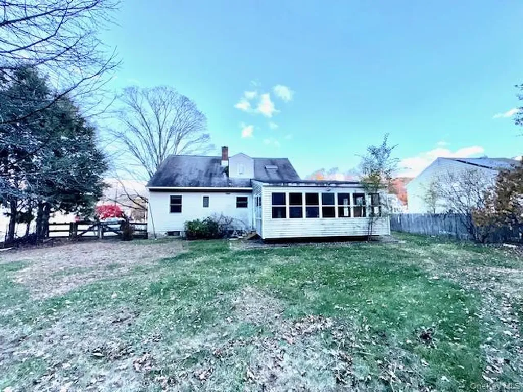 1 Abbie Lane Hyde Park NY 12538