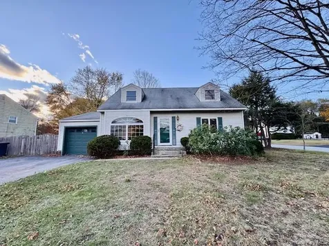 1 Abbie Lane Hyde Park NY 12538