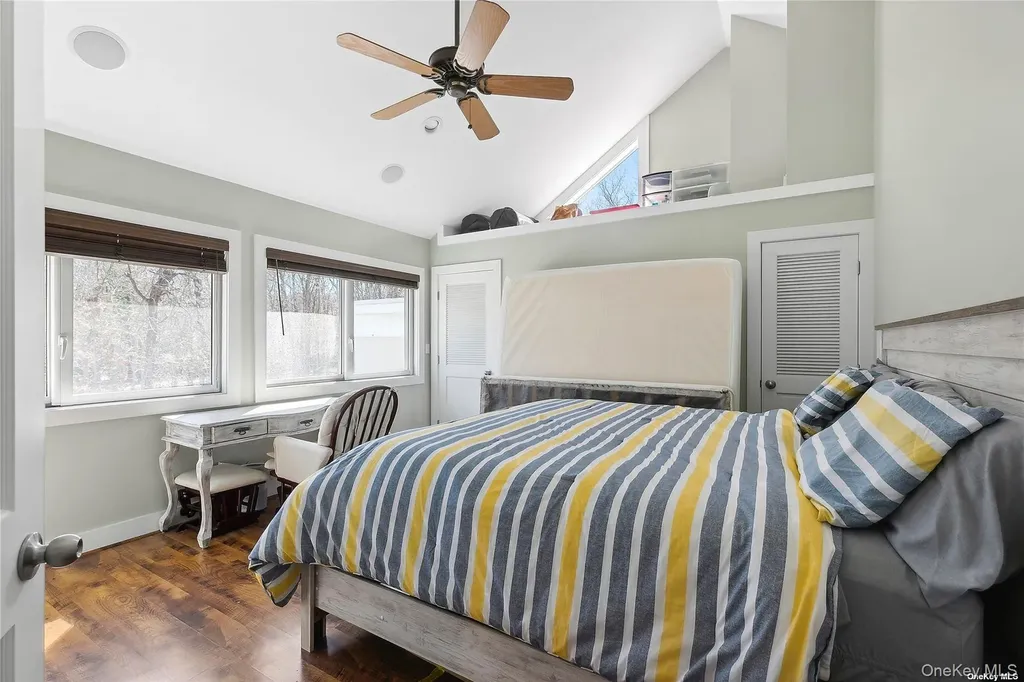 162 Middle Line Southampton NY 11968