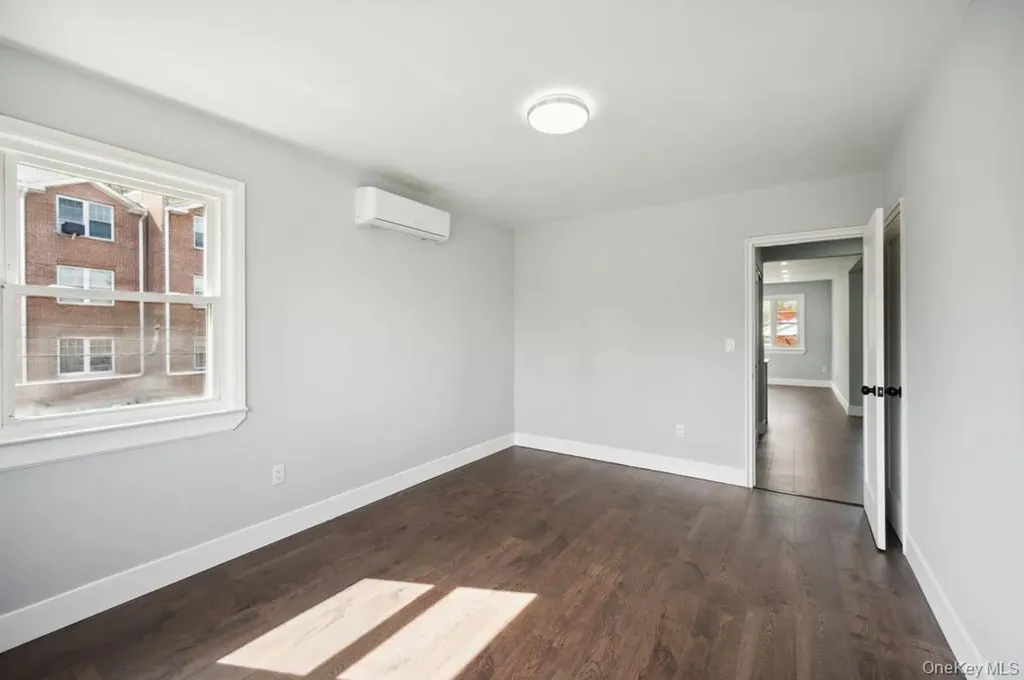 224 W 252nd Street Bronx NY 10471