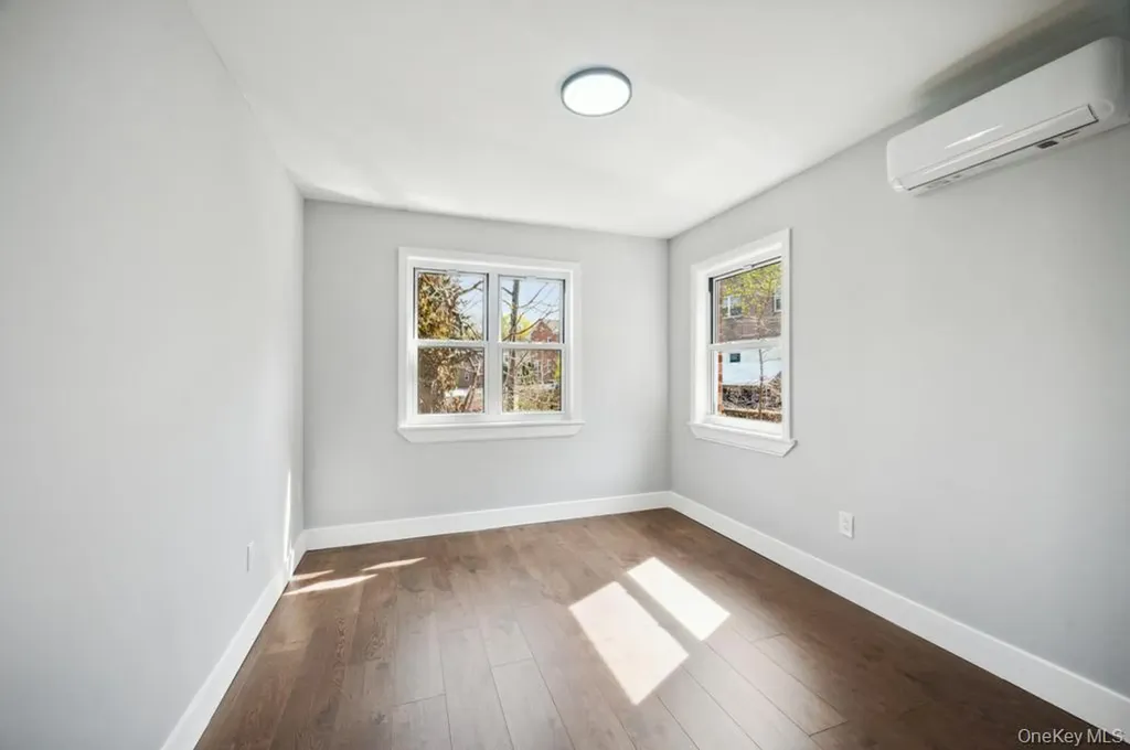 224 W 252nd Street Bronx NY 10471