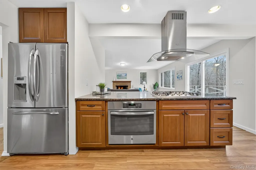89 Maple Brook Road Tuxedo Park NY 10987