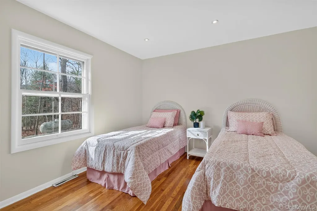 89 Maple Brook Road Tuxedo Park NY 10987