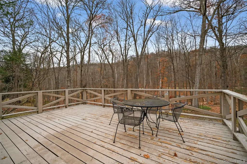 89 Maple Brook Road Tuxedo Park NY 10987