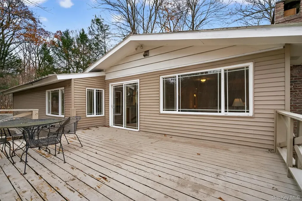 89 Maple Brook Road Tuxedo Park NY 10987
