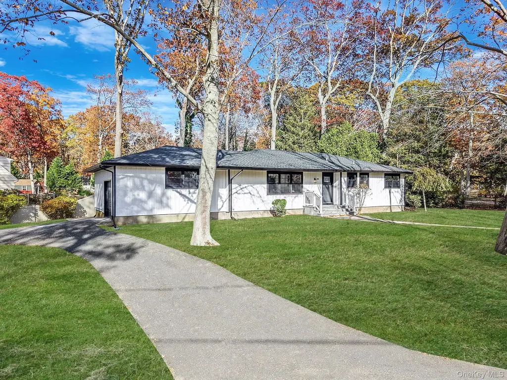 780 Westview Drive Mattituck NY 11952