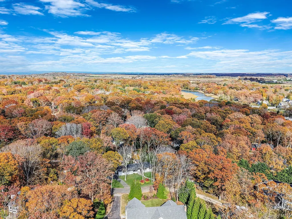 780 Westview Drive Mattituck NY 11952