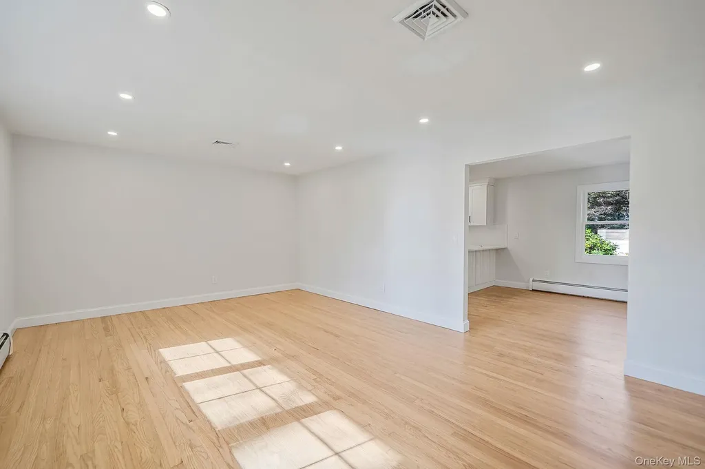 780 Westview Drive Mattituck NY 11952