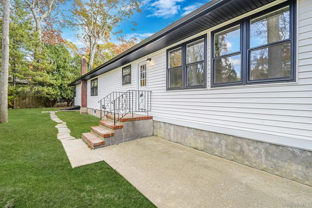 780 Westview Drive Mattituck NY 11952