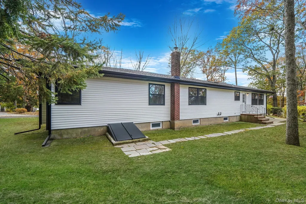 780 Westview Drive Mattituck NY 11952