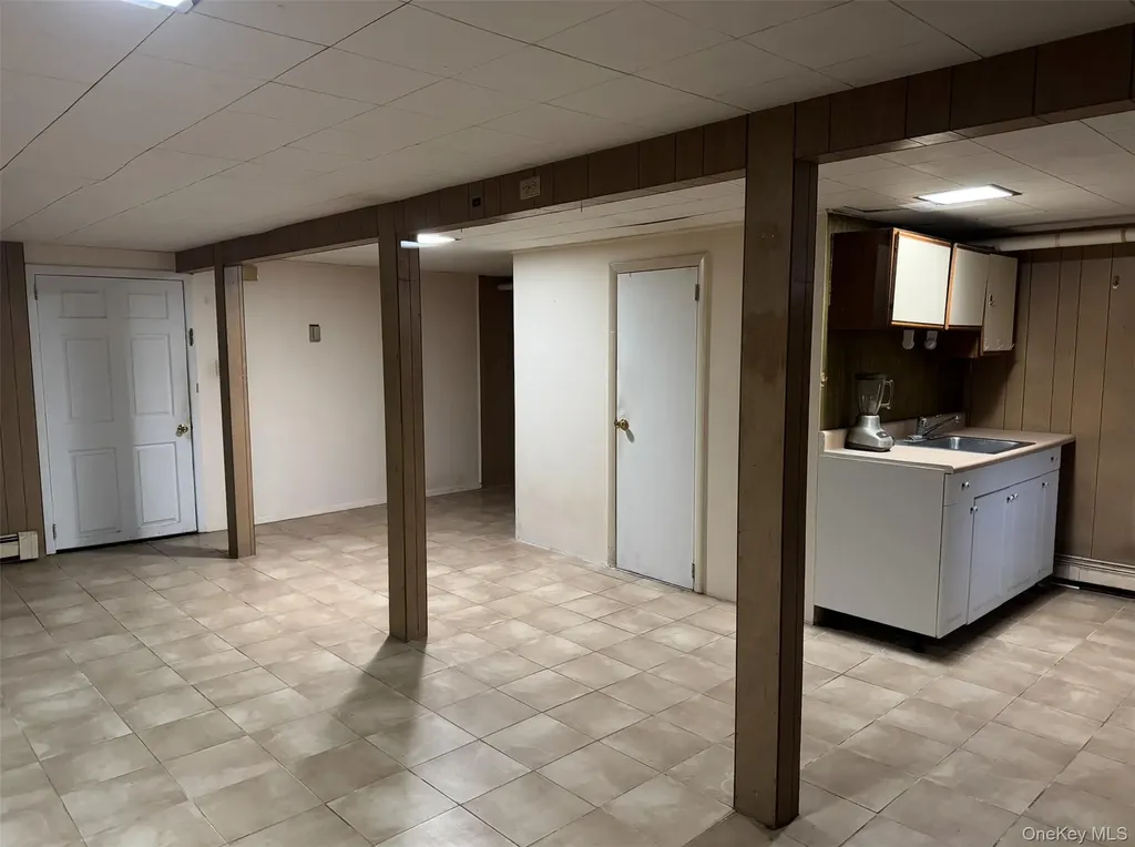 31 Irving Street Bethpage NY 11714