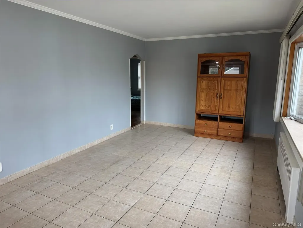 31 Irving Street Bethpage NY 11714