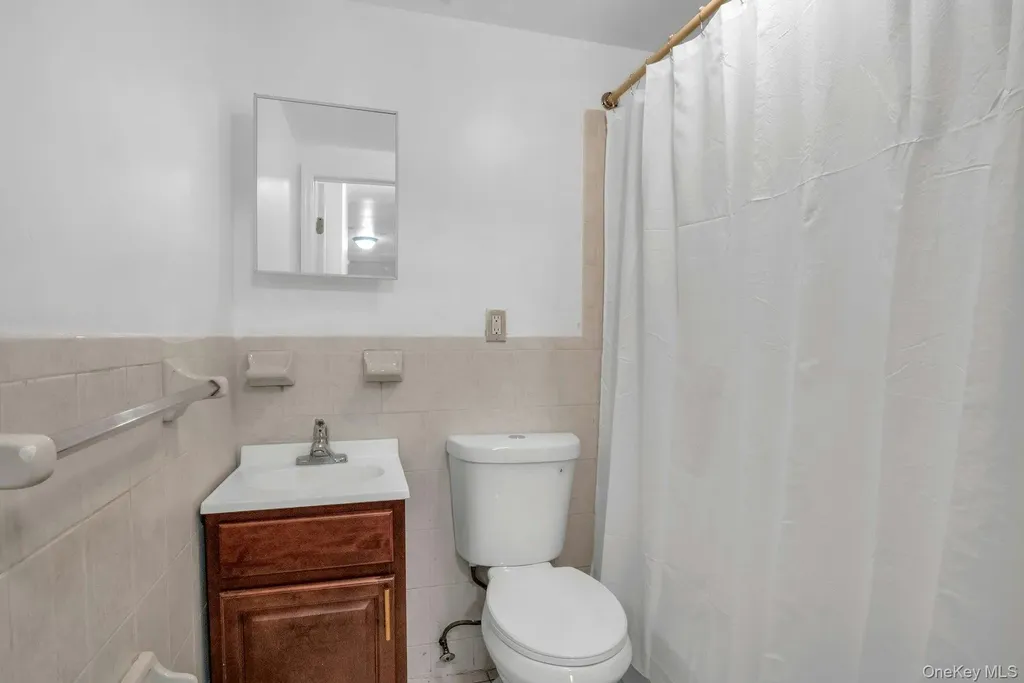 523 E 148th Street Bronx NY 10455