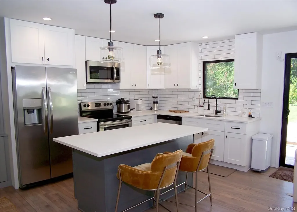47 School Street Hampton Bays NY 11946