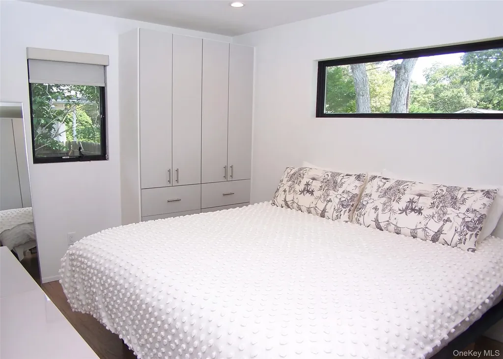 47 School Street Hampton Bays NY 11946