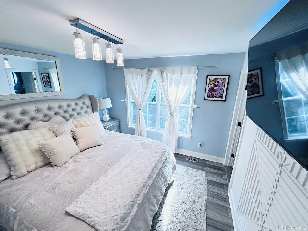 58 Rialto Way Patchogue NY 11772