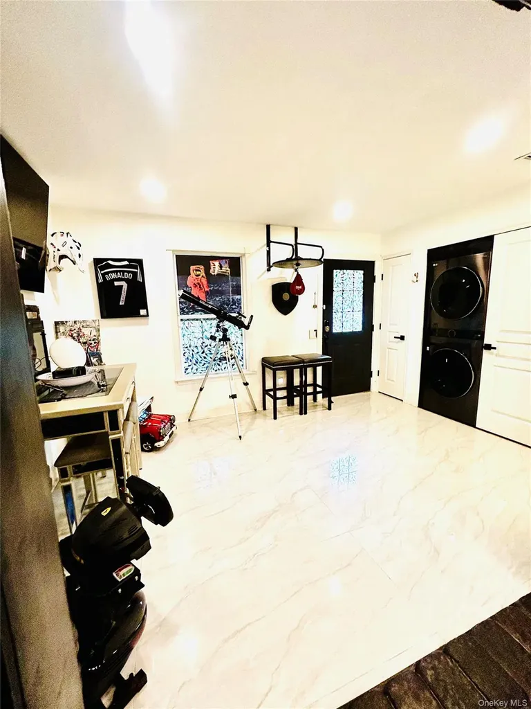 58 Rialto Way Patchogue NY 11772