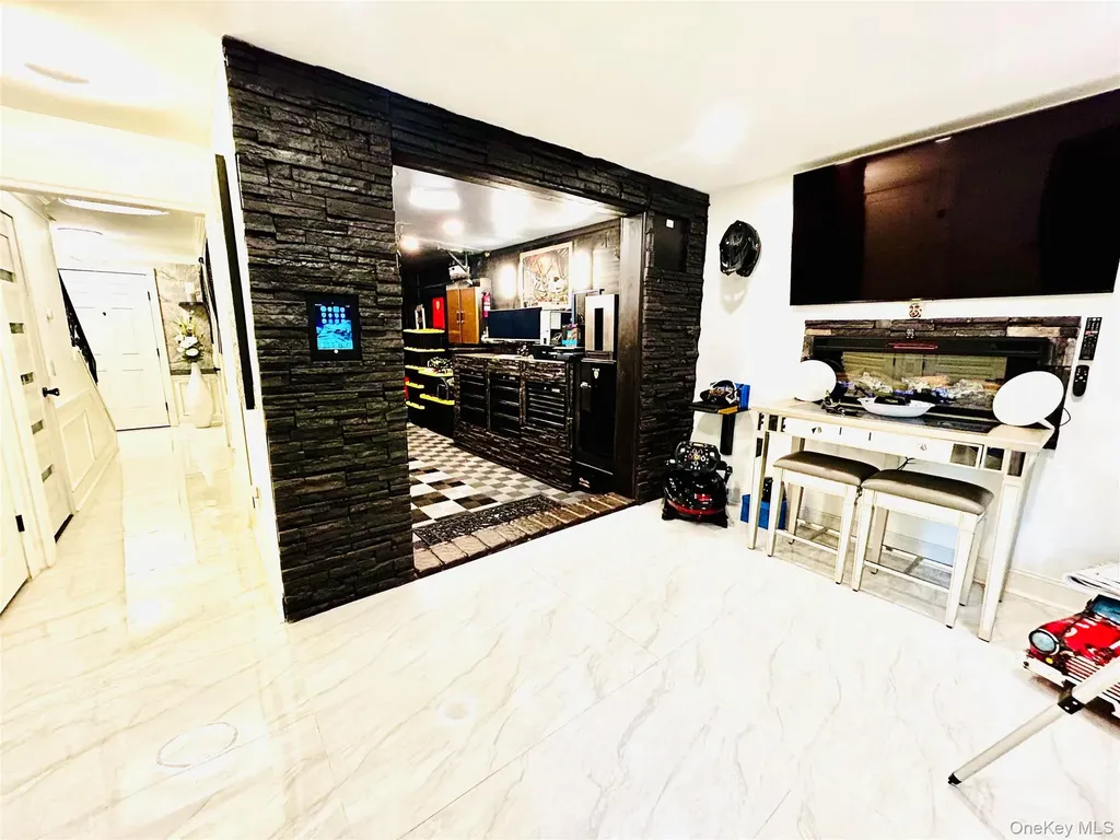 58 Rialto Way Patchogue NY 11772