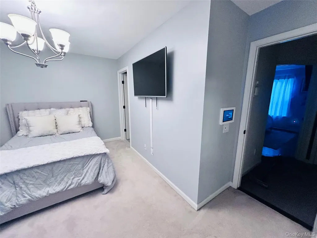 58 Rialto Way Patchogue NY 11772